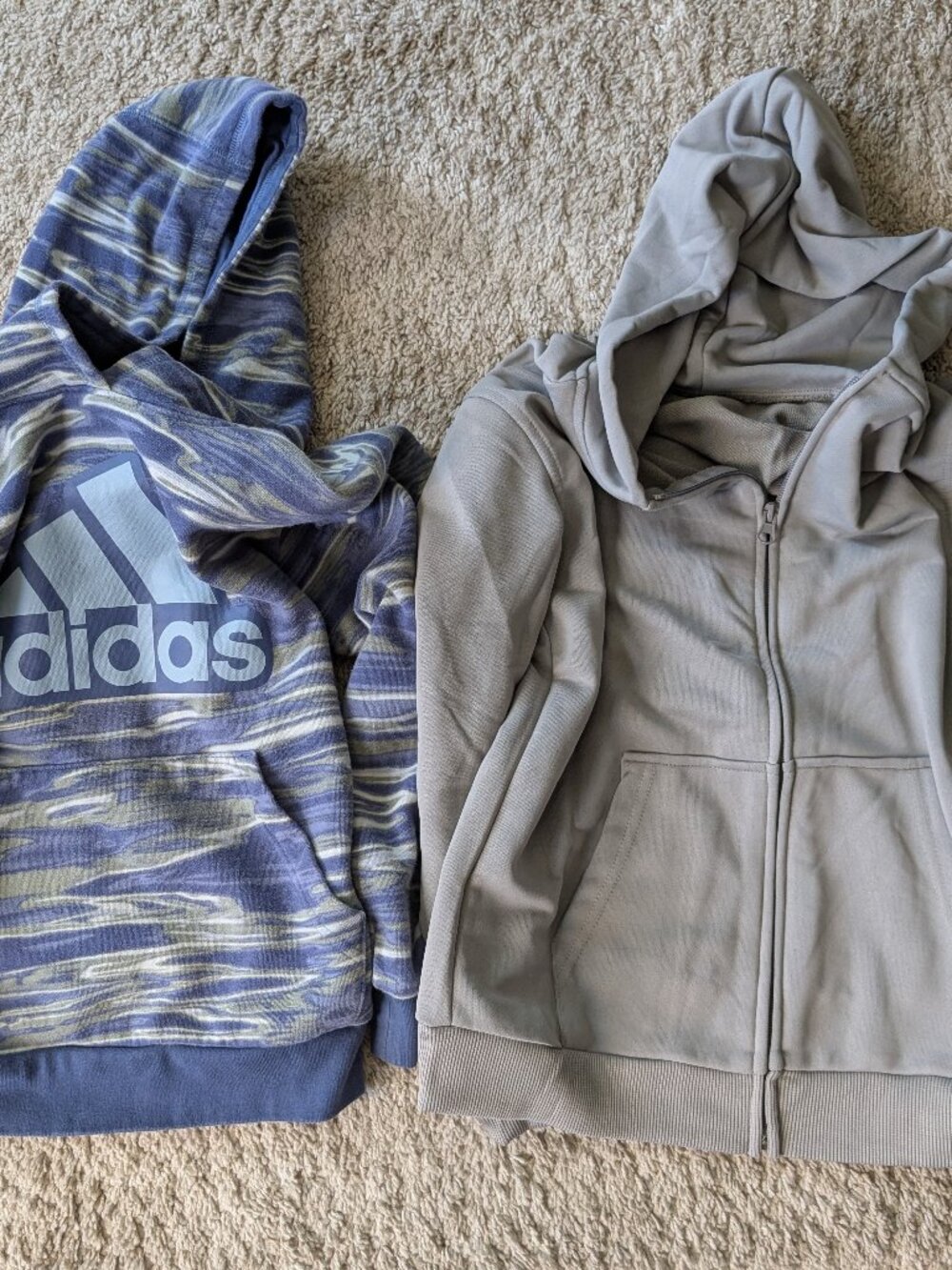 2 boys hoodies size 10-12